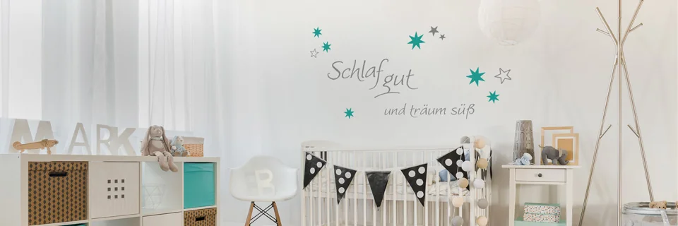 Gestaltungsidee mit Spruch und Sterne für Kinderzimmerwand