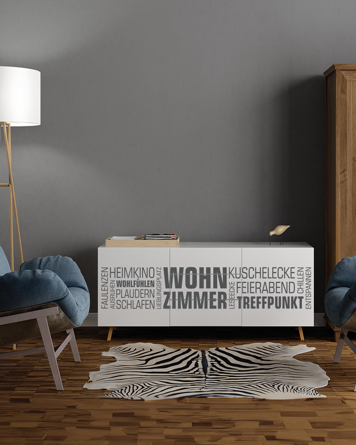 Wandtattoo im Wohnzimmer auf Möbel geklebt