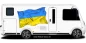 Preview: Aufkleber Fahne der Ukraine auf Motorhaube von dunklem PKW, Reisemobil oder Camper