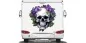 Preview: Autoaufkleber Totenkopf mit Blumenranken auf Wohnmobil Heck