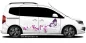 Preview: Buntes Autotattoo Blütenzauber mit Falter auf hellem Van Preview: Buntes Autotattoo Blütenzauber mit Falter auf hellem Van