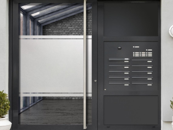 Preview: Sichtschutz Milchglasfolie mit zwei Streifen