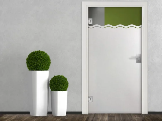 Milchglasfolie mit Sichtschutzfolie Wellenstreifen auf Glastür