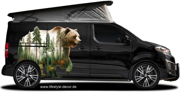 Preview: Autoaufkleber Bär Walddesign Preview: Autoaufkleber Bär Walddesign auf dunklem Van