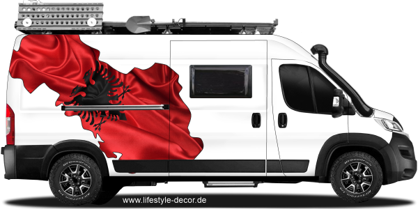 Preview: Autoaufkleber Fahne von Albanien als Silhouette auf Fahrzeugseite von Camper