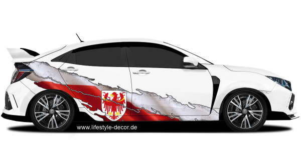 Preview: Autoaufkleber Fahne von Südtirol Preview: Autoaufkleber Fahne von Südtirol auf Fahrzeugseite von hellem Auto