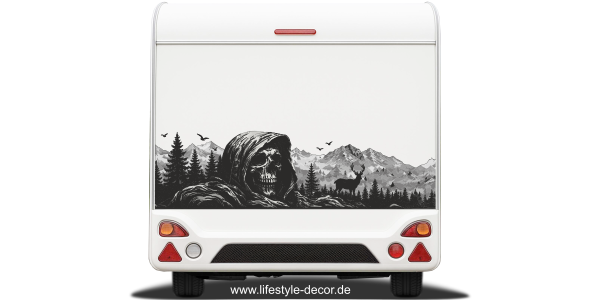Preview: Autoaufkleber Mystisches Gebirge mit Totenkopf auf Heck von Wohnwagen oder Wohnmobil