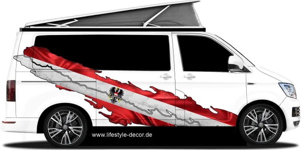 Autoaufkleber Österreich Flagge mit Bundeswappen auf Fahrzeugseite von Camper