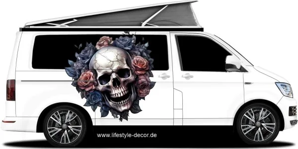 Autoaufkleber Totenkopf mit Blüten auf Van