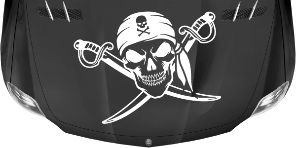 Autoaufkleber Totenkopf mit gekreuzten Säbel auf dunkler Motorhaube - Ansicht Farbauswahl