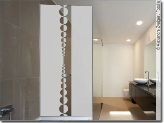 Fensterfolie Kreisdesign im Badezimmer