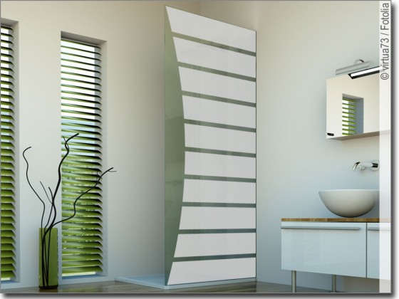 Preview: Fensterfolie Streifenbogen auf Duschwand