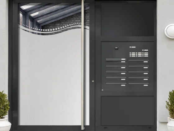 Blickdichte Folie für Glas mit Welle und Kreisen auf Haustür