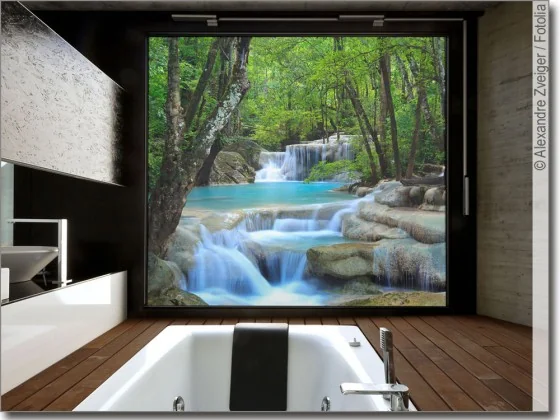 Glasdruck mit paradiesischem Wasserfall