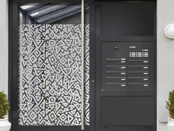 Preview: Milchglasfolie Gewerbe Formenspiel