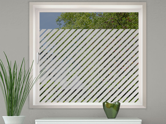 Preview: Milchglasfolie Gewerbe Schrägstreifen 3/1 auf Fenster