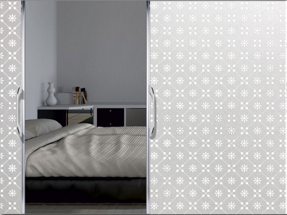 Preview: Sternchenglas Dekor auf Milchglasfolie gedruckt