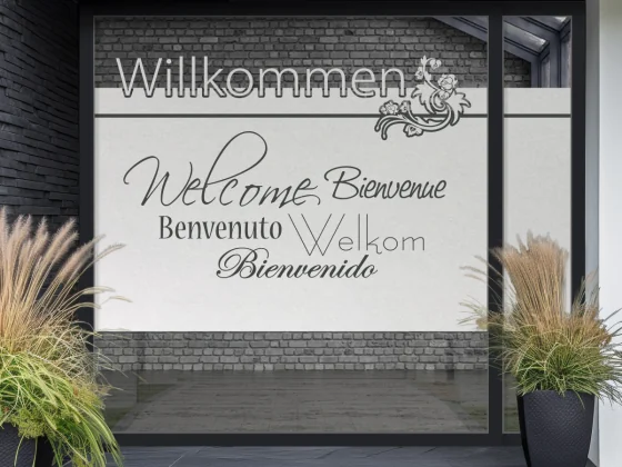Fensterfolie mit Willkommen in verschiedenen Sprachen