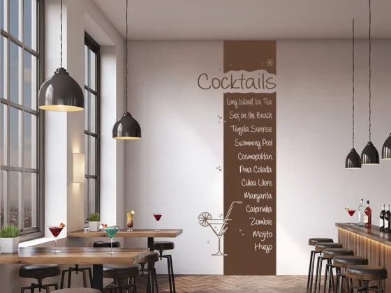 Wandbanner mit verschiedenen Cocktails