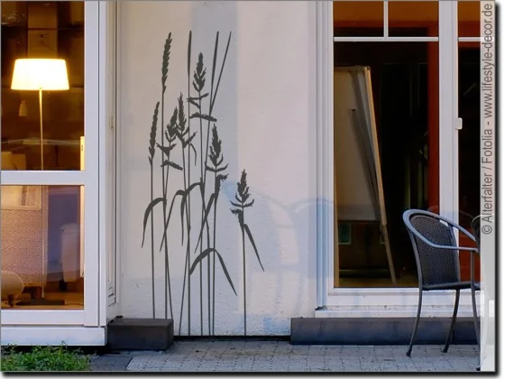 Wandtattoo für raue Fassaden oder Putz mit Gräsern