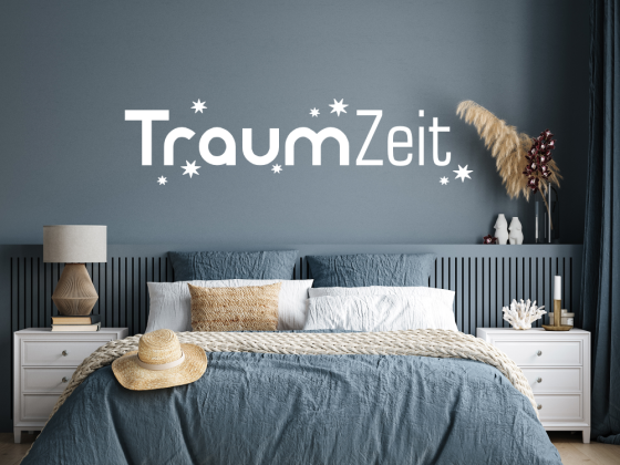 Preview: Wandtattoo Traumzeit über Bett