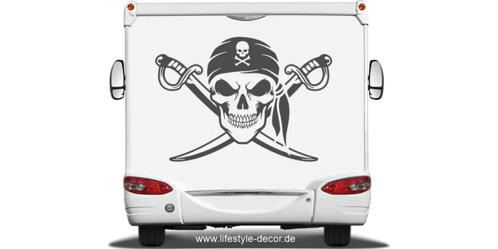 Autoaufkleber Totenkopf mit gekreuzten Säbeln