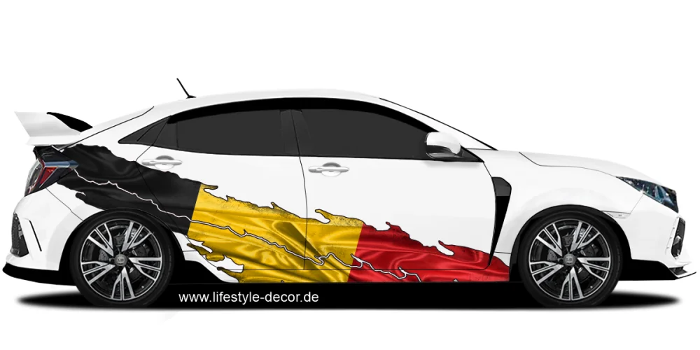 Autoaufkleber Flagge von Belgien auf Fahrzeugseite von hellem Auto