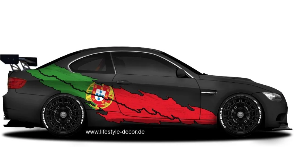 Aufkleber Flagge von Portugal auf dunklem Fahrzeug