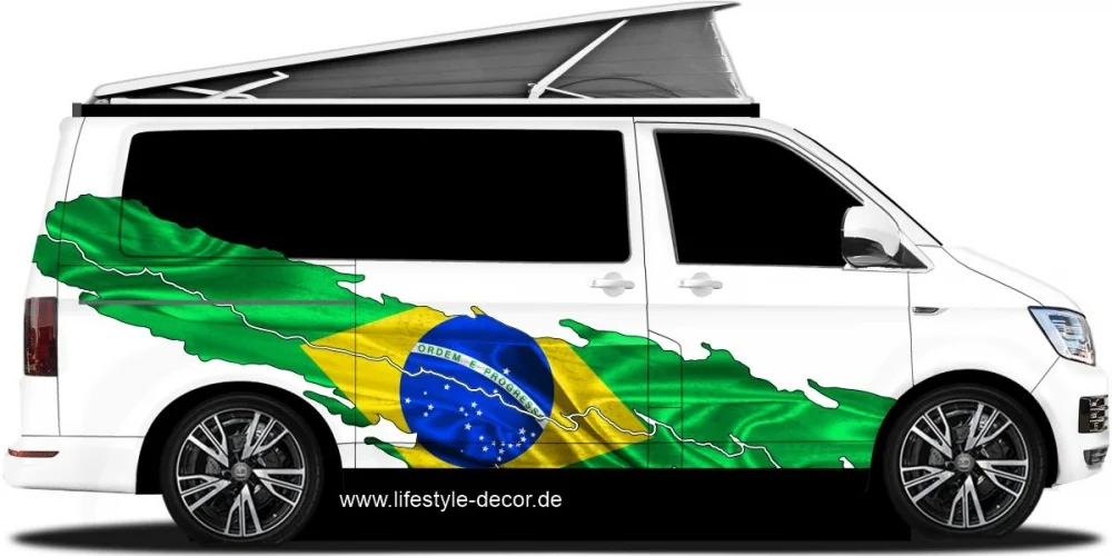 Autotattoo mit der Landesfahne von Brasilien