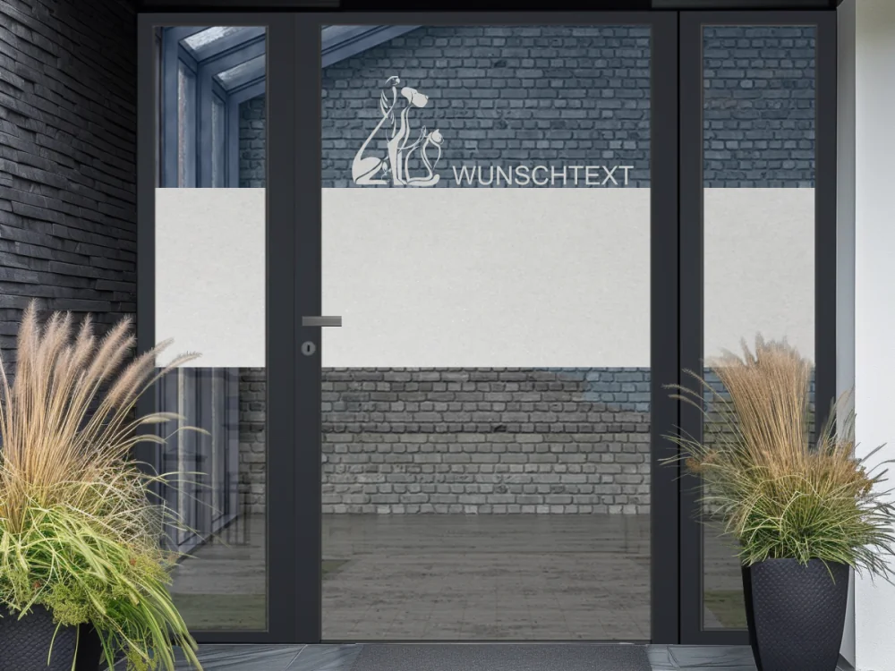 Fensterfolie mit geplotteten Tieren und Wunschtext