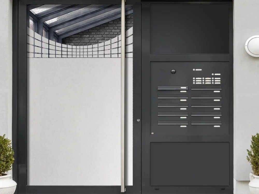 Milchglasfolie Gewerbe Geometrische Form auf Eingangstür