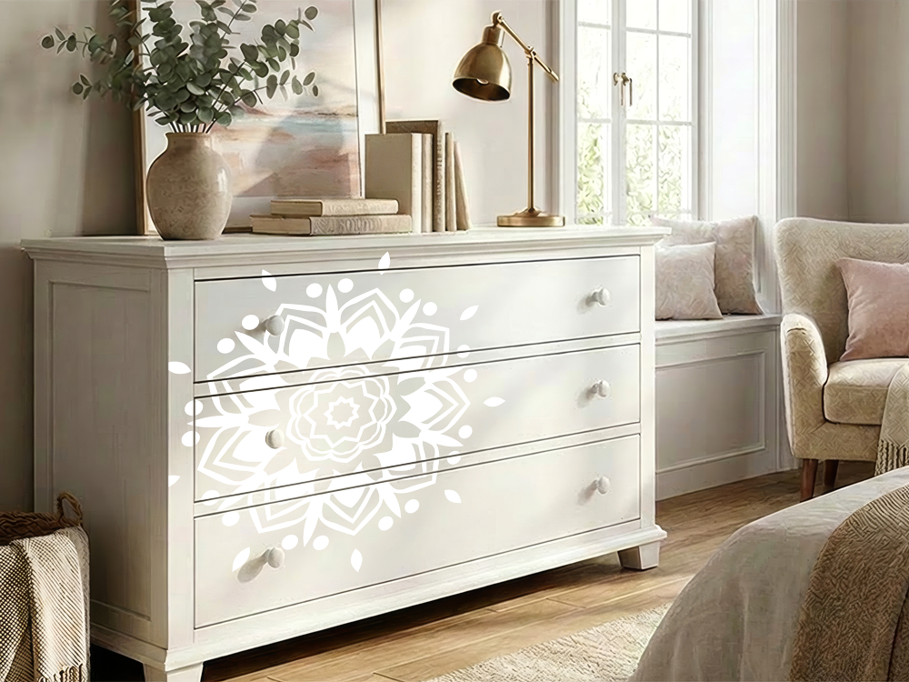 Möbelsticker Mandala auf Kommode