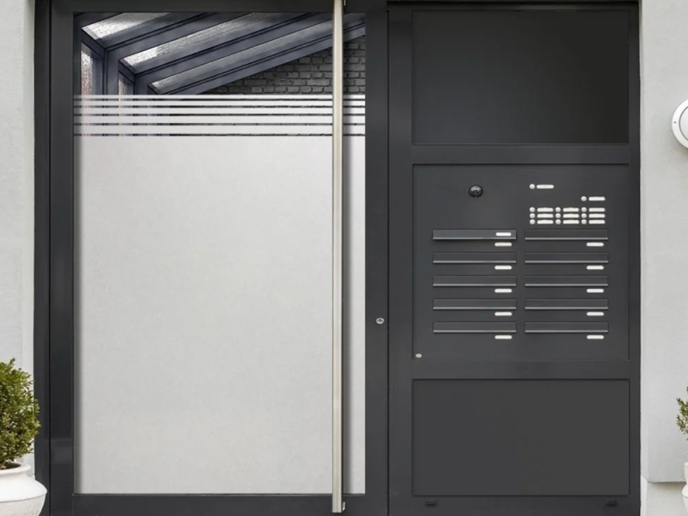 Sichtschutzfolie Blickschutz auf Eingangstür