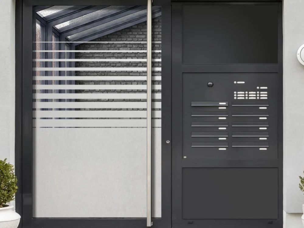 Sichtschutzfolie Großer Verlauf Milchglasfolie auf Eingangstür