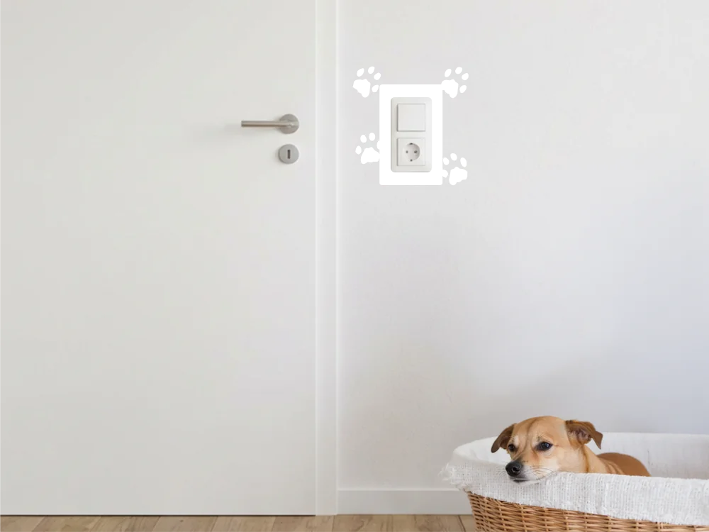 Steckdosentattoo Motiv 5 Tatzen