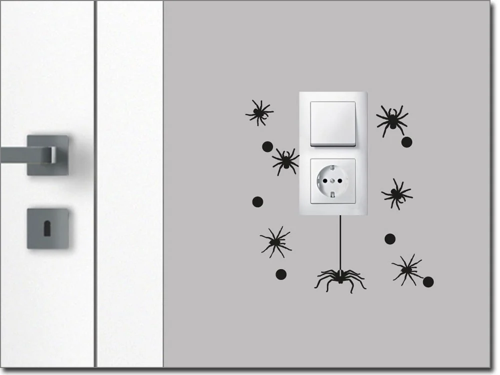 Wandtattoo für Lichtschalter mit Spinnen Motiv