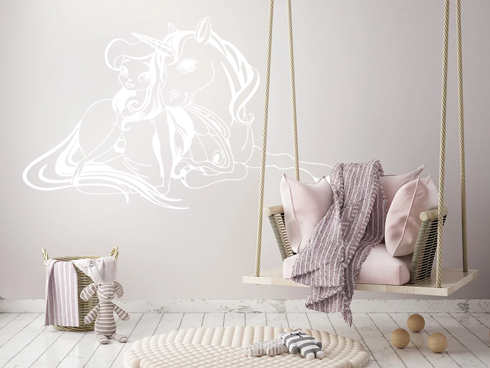 Wandtattoo Fee mit Einhorn