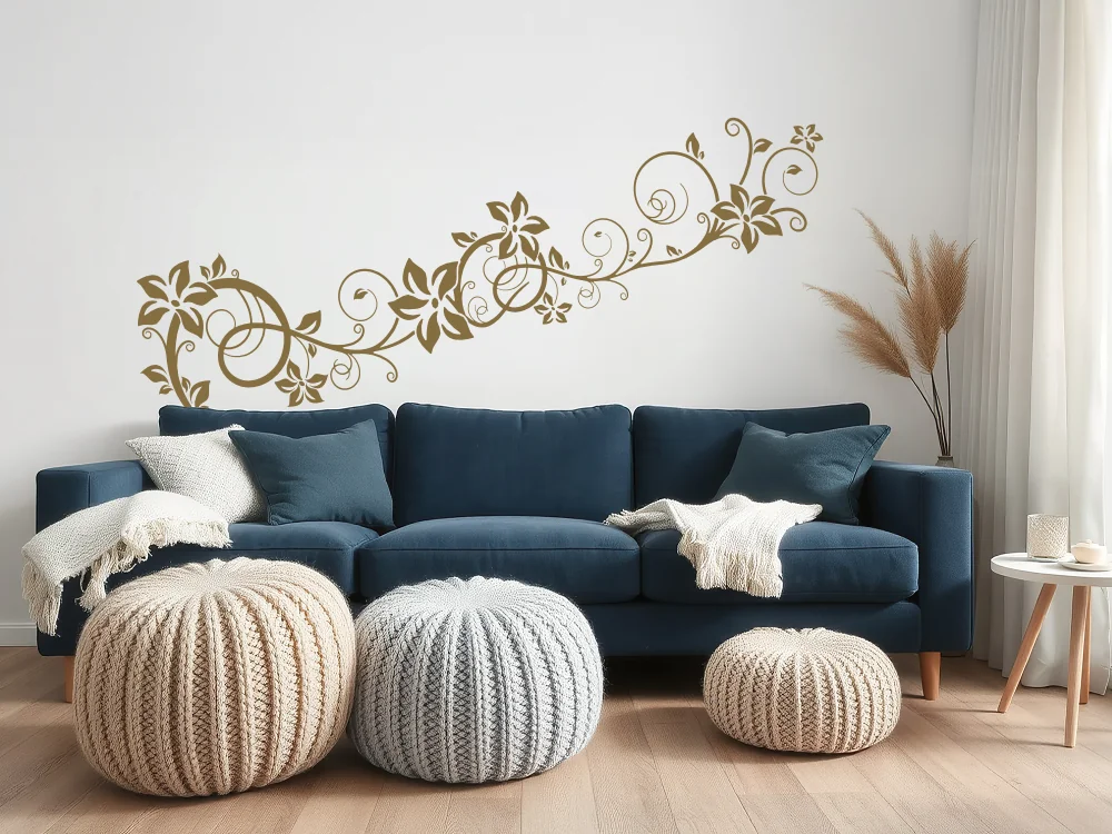 Wandtattoo mit fantasievollem Blumenornament