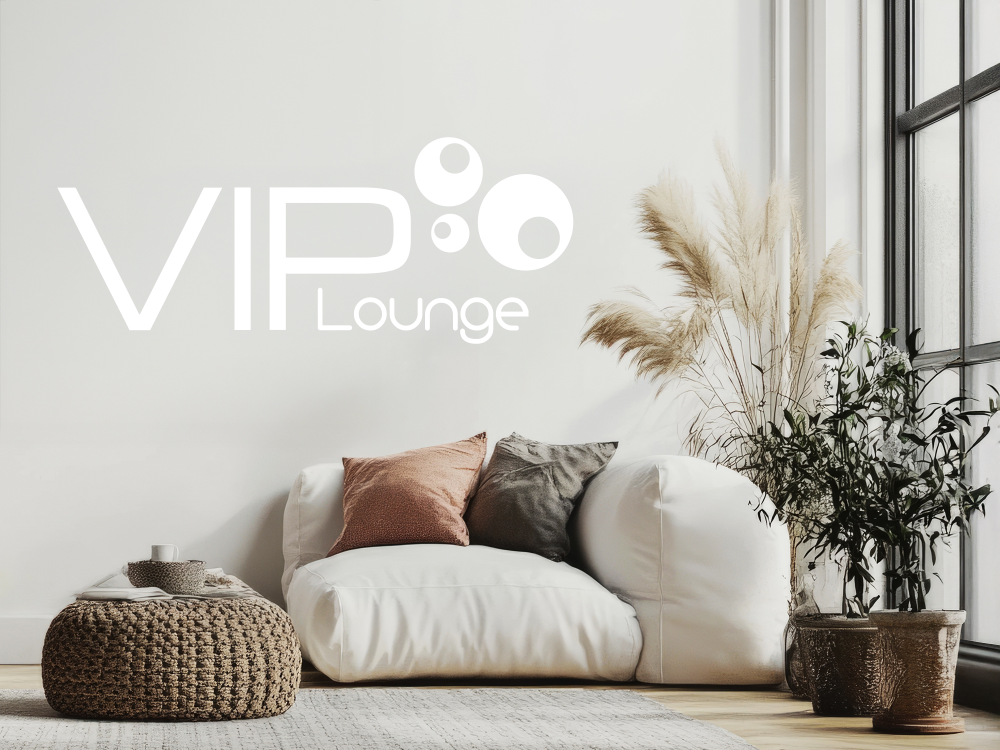 Wandtattoo VIP Lounge über Couch