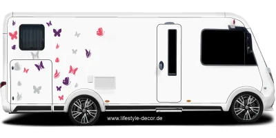 Bunter Autoaufkleber Schmetterlingstraum auf Heck von Wohnmobil oder Wohnwagen