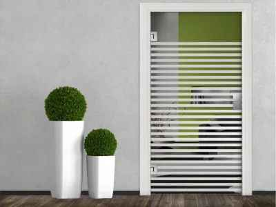 Fensterfolie Streifen 3/3 auf Glastür