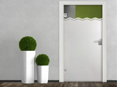 Milchglasfolie mit Sichtschutzfolie Wellenstreifen auf Glastür