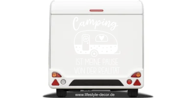 Autoaufkleber Camping ist auf hellem Heck eines Wohnwagens - Ansicht Farbauswahl