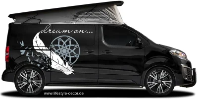 Autoaufkleber Traumfänger auf dunklem Campervan