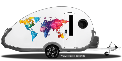 Autoaufkleber farbige Weltkarte aus Polygonen auf weißem Wohnwagen