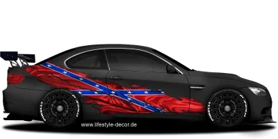 Flagge der Konföderierten Staaten von Amerika auf Fahrzeugseite von dunklem Auto