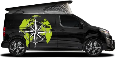 er Autoaufkleber Kompass mit Weltkarte auf dunklem Campervan