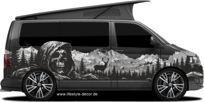 Autoaufkleber Mystisches Gebirge mit Totenkopf auf dunklem Reisemobil