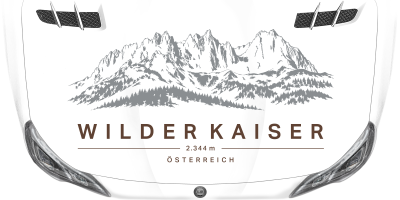 Autoaufkleber Wilder Kaiser auf heller Motorhaube