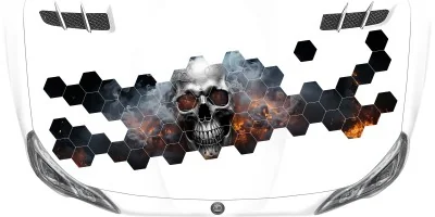 Autodekor Totenkopf in Flammen auf weißer Motorhaube